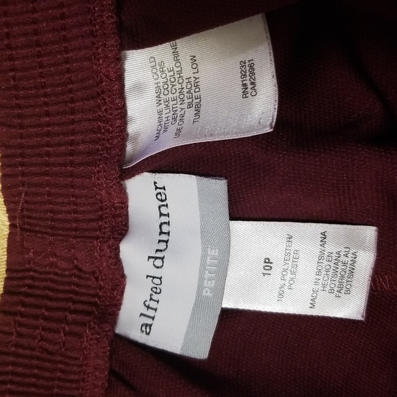 Maroon trousers - Picture 2 of 2